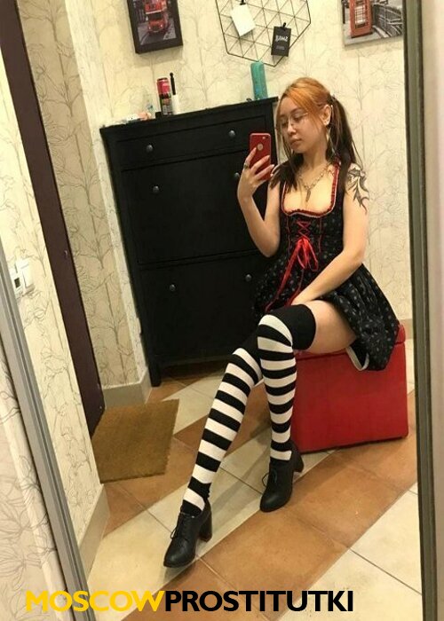  Ева