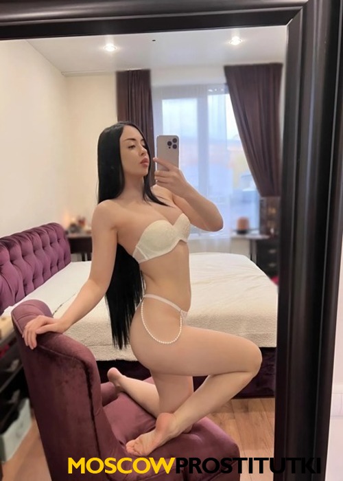  Анна