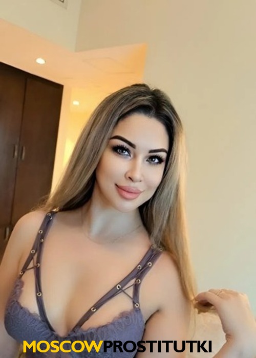  Нелли