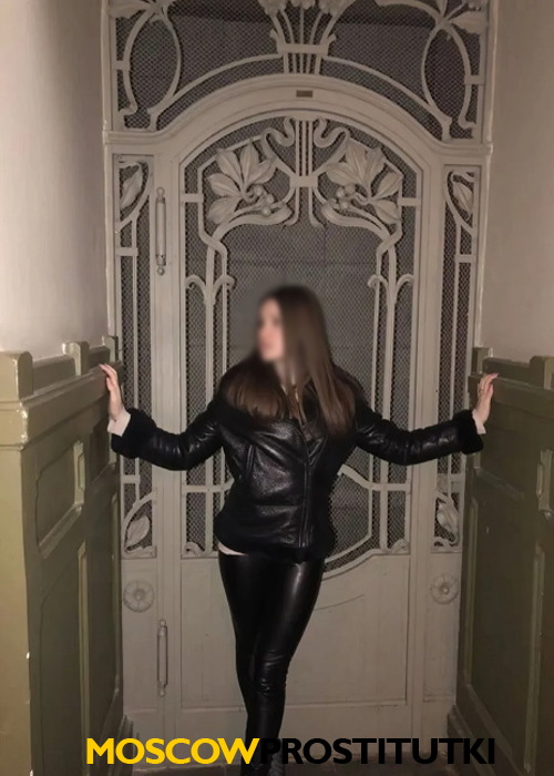  Тина